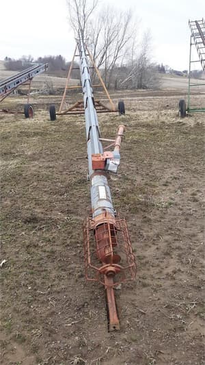 Hutchinson 8x62 Image