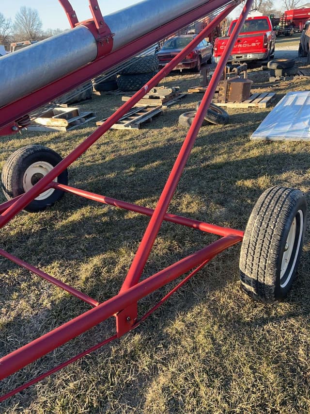 Image of Hutchinson 8x51 equipment image 4