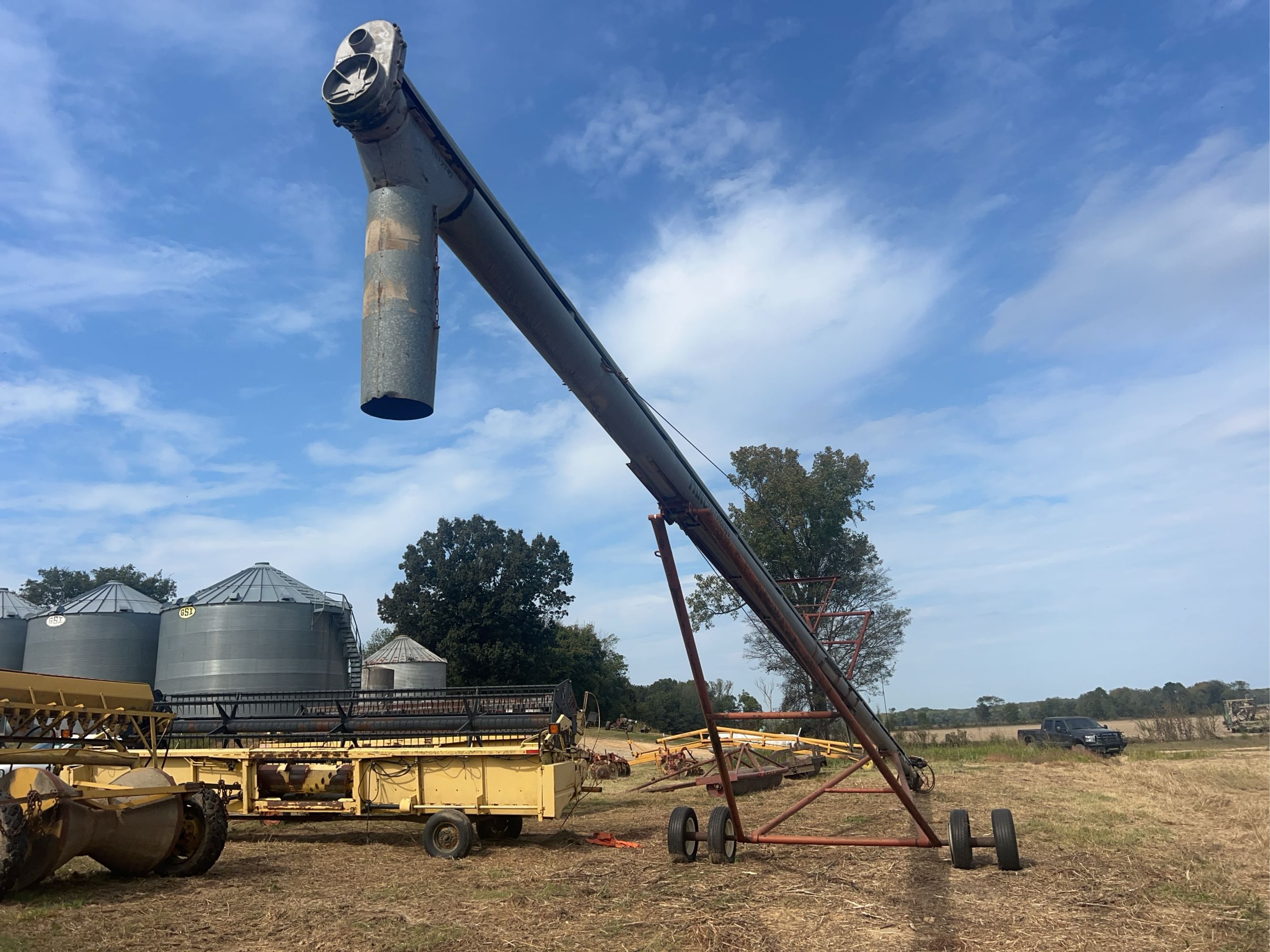 Hutchinson Undetermined Equipment Image0