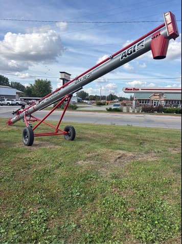 Main image Hutchinson WRX10-31