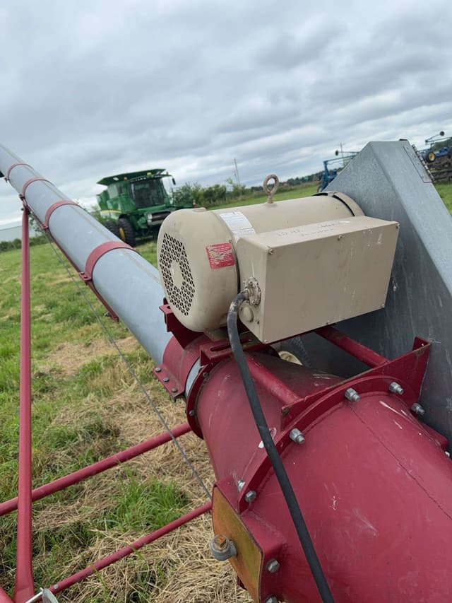 Image of Hutchinson 10x32 equipment image 4