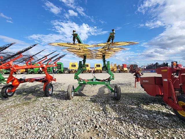 Image of Ogden Hybrid Hay Runner equipment image 4