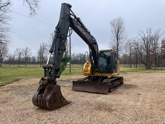 Image of John Deere 135G equipment image 1