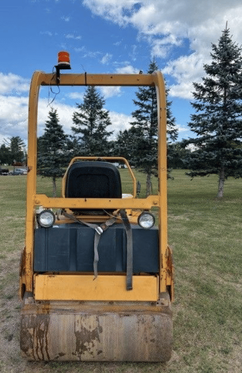 Image of Hypac C747B equipment image 3