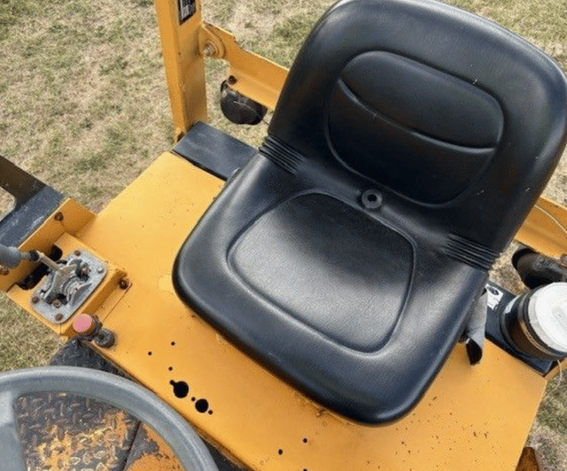 Image of Hypac C747B equipment image 4