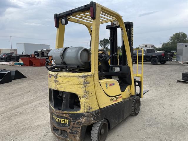Image of Hyster 40 equipment image 4