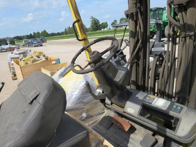 Image of Hyster 50 equipment image 4