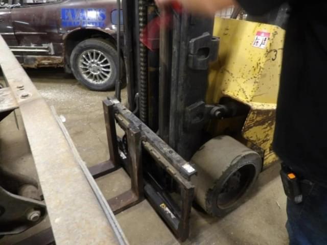 Image of Hyster 50 equipment image 2