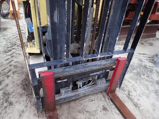 Image of Hyster 50 equipment image 3