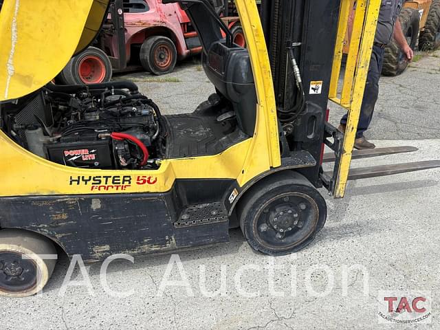 Image of Hyster 50 equipment image 2
