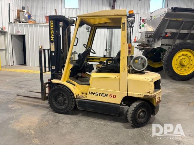 Image of Hyster H50XM equipment image 2