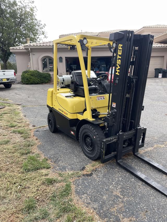 Image of Hyster H50XT equipment image 2