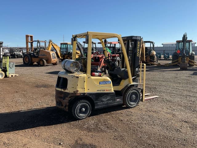 Image of Hyster H50XT equipment image 2