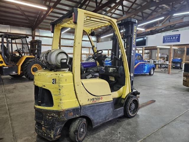 Image of Hyster 60 equipment image 4