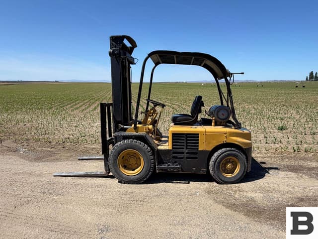 Image of Hyster 60 equipment image 2