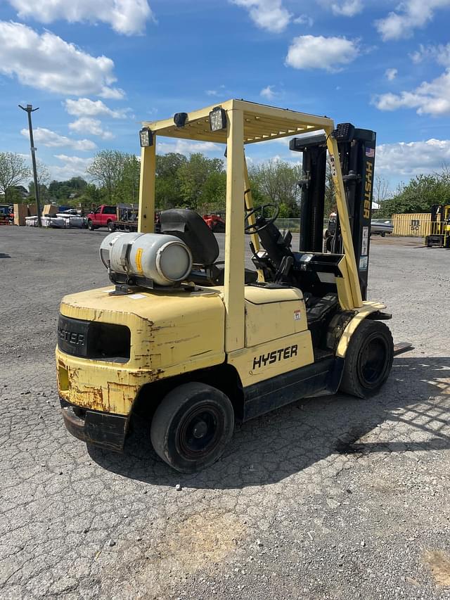 Image of Hyster H60XM equipment image 2