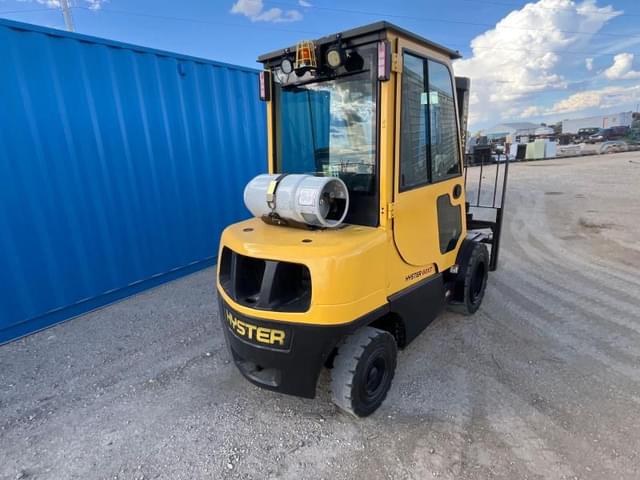 Image of Hyster 60XT equipment image 2
