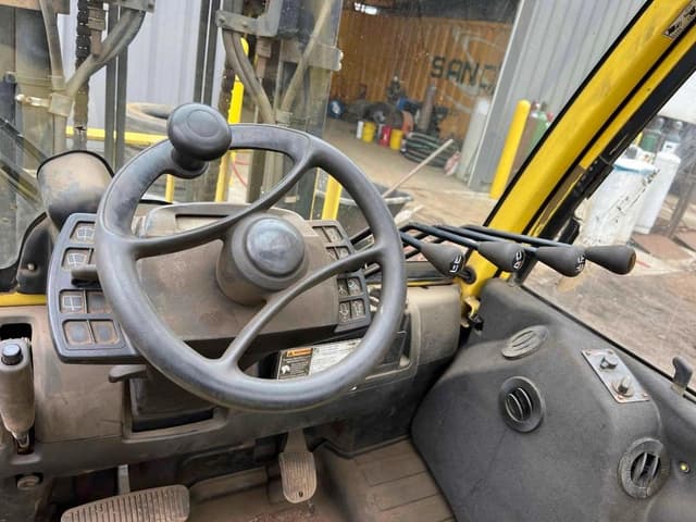 Image of Hyster H90FT equipment image 2