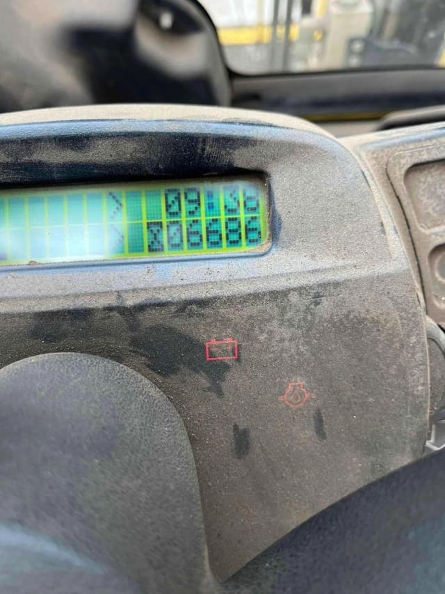 Image of Hyster H90FT equipment image 3