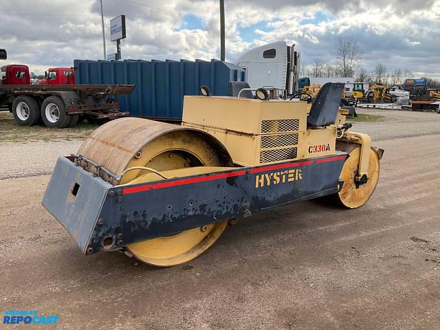 Image of Hyster C330 equipment image 2