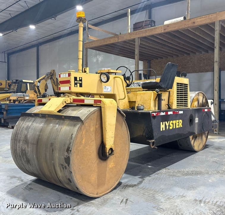 Image of Hyster C350B-D Primary image