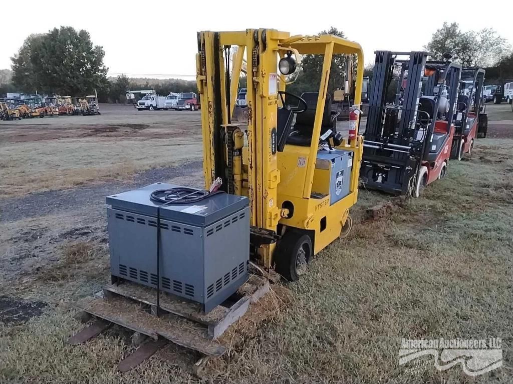 Hyster E40XL Equipment Image0