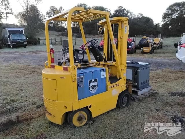Image of Hyster E40XL equipment image 4