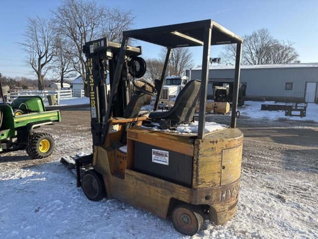 Image of Hyster E50XL-33 equipment image 1