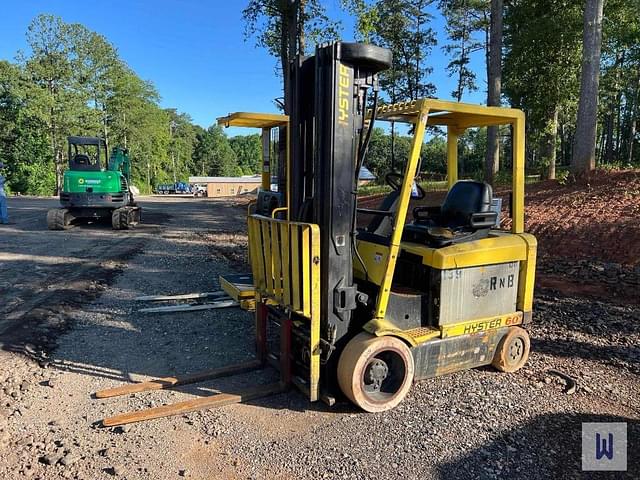 Image of Hyster E60XM2 equipment image 1