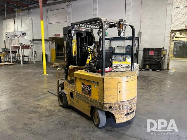 Image of Hyster 60 equipment image 3