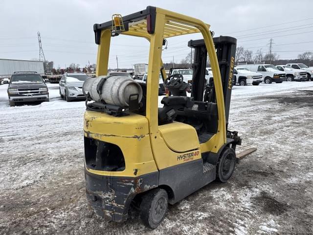 Image of Hyster 40 equipment image 2