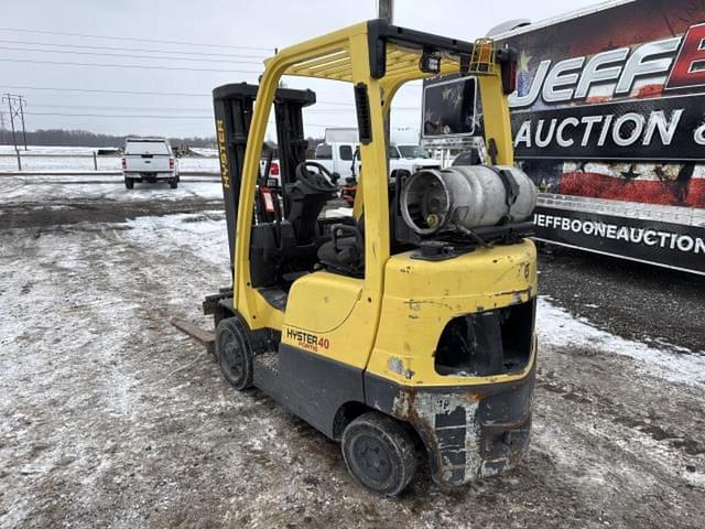 Image of Hyster 40 equipment image 1