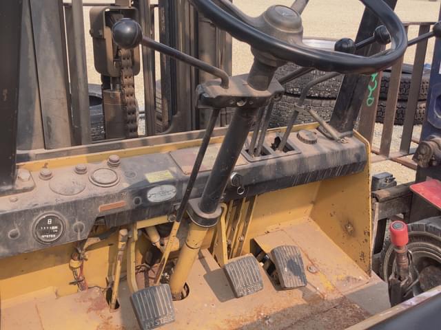 Image of Hyster 269 equipment image 4
