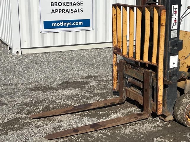 Image of Hyster S50XL equipment image 4