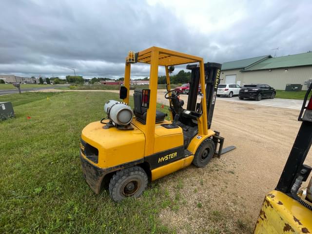 Image of Hyster H60XM equipment image 2
