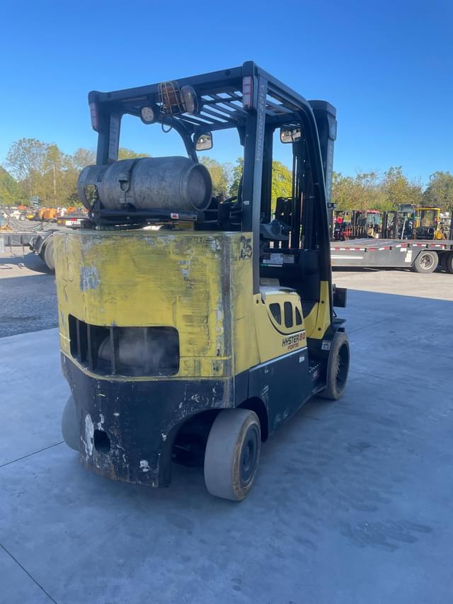 Image of Hyster 80 equipment image 2