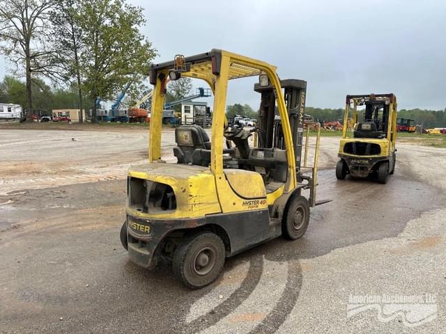 Image of Hyster 40 equipment image 4