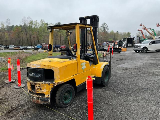 Image of Hyster H100XM equipment image 4