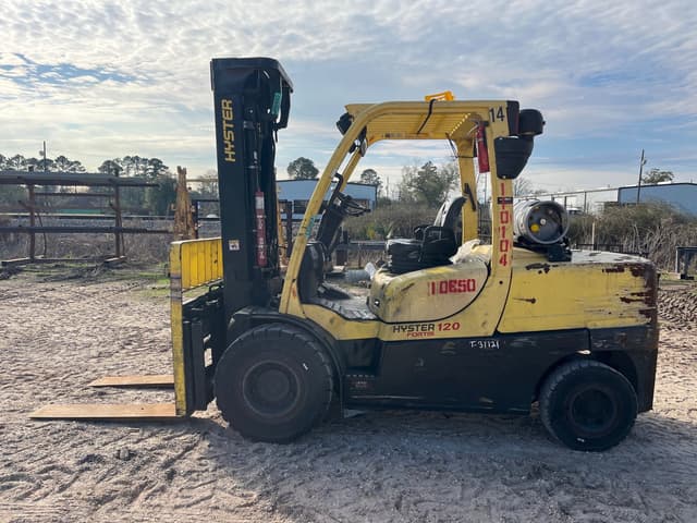 Image of Hyster H120FT equipment image 1