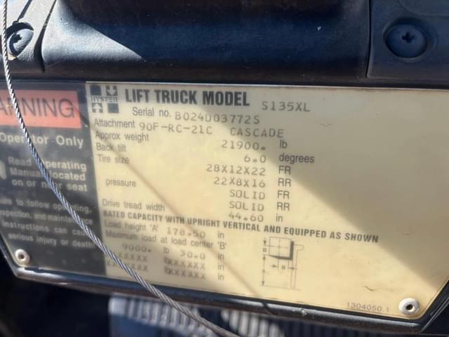Image of Hyster H135XL  equipment image 3