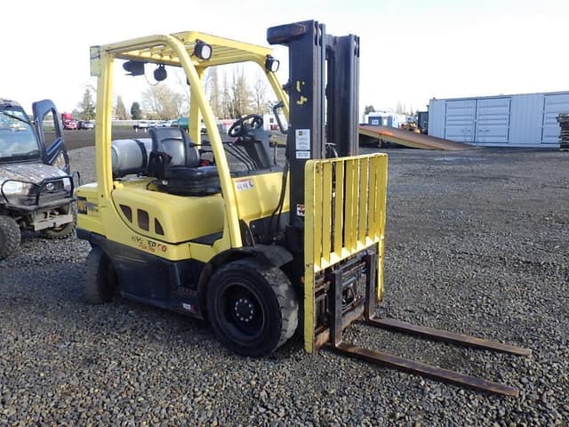 Image of Hyster H50FT equipment image 2