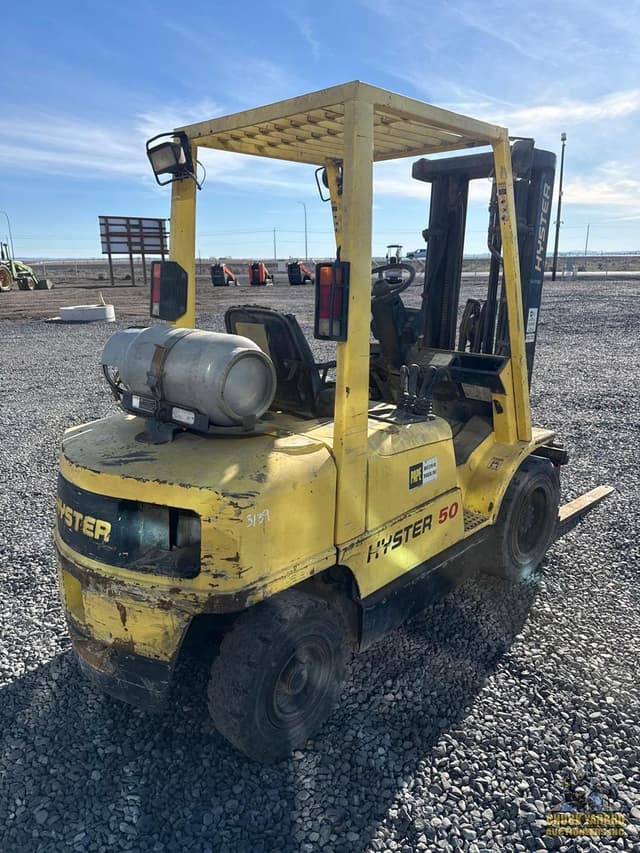 Image of Hyster H50XM equipment image 4