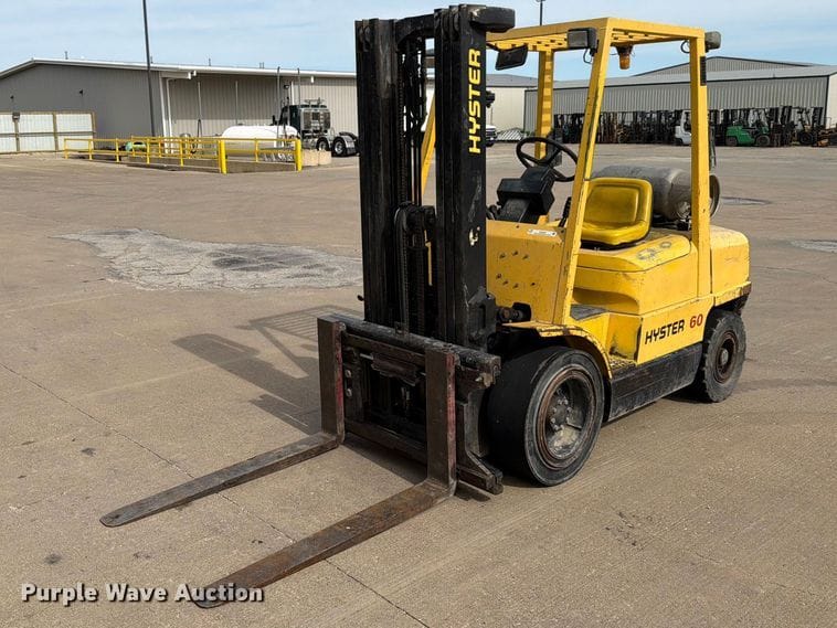 Hyster H60XM Equipment Image0