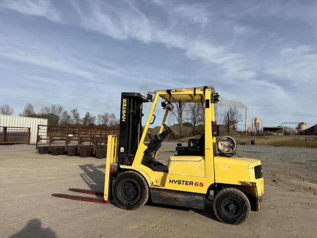 Image of Hyster H65XM equipment image 4