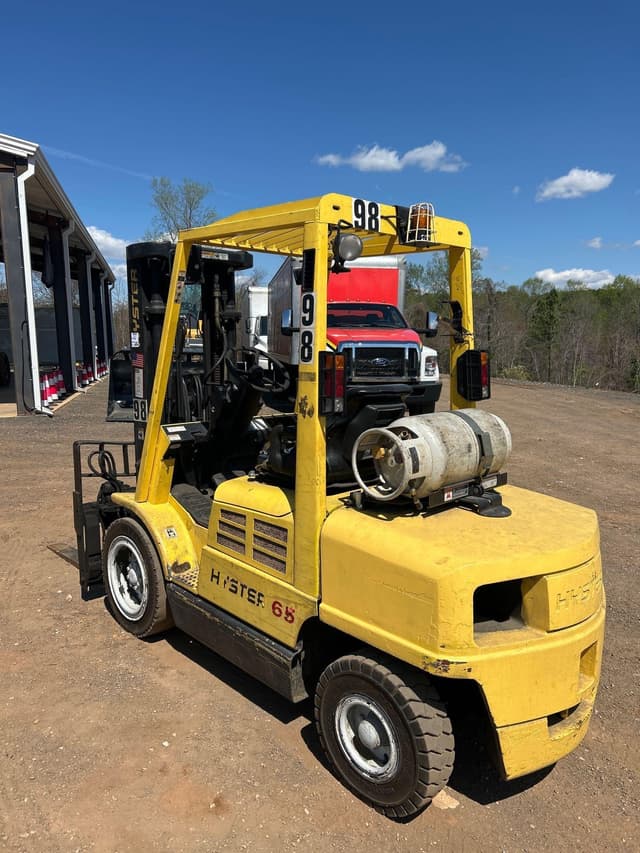 Image of Hyster H65XM equipment image 3
