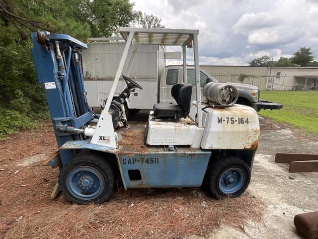 Image of Hyster H80XL equipment image 1