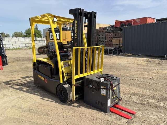Image of Hyster J35XNT equipment image 1