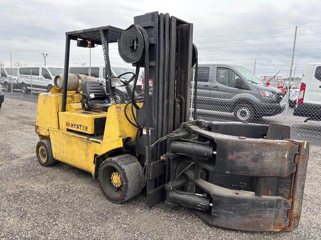 Image of Hyster 100 equipment image 3