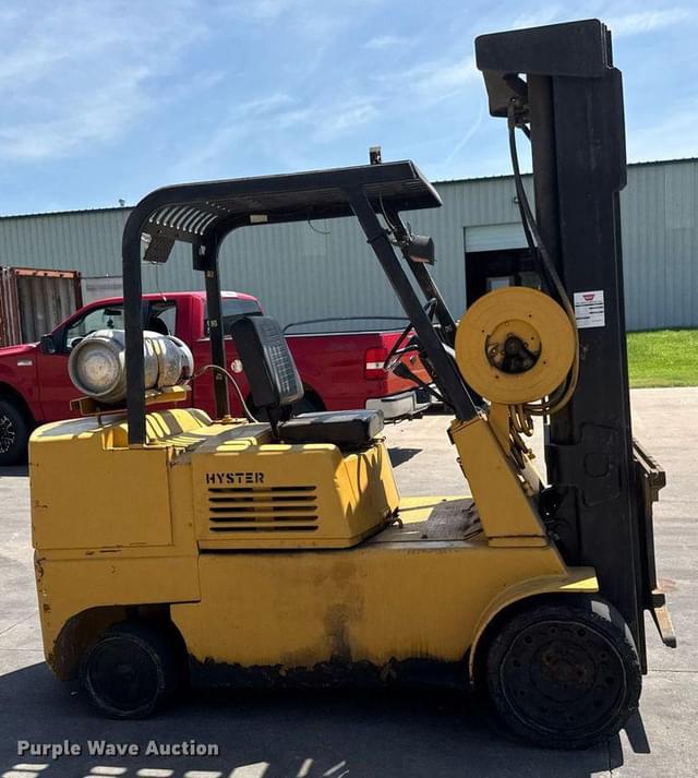 Image of Hyster S120E equipment image 3
