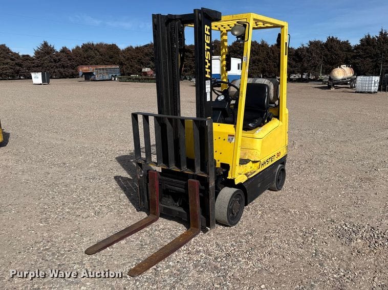 Hyster S30XM Equipment Image0